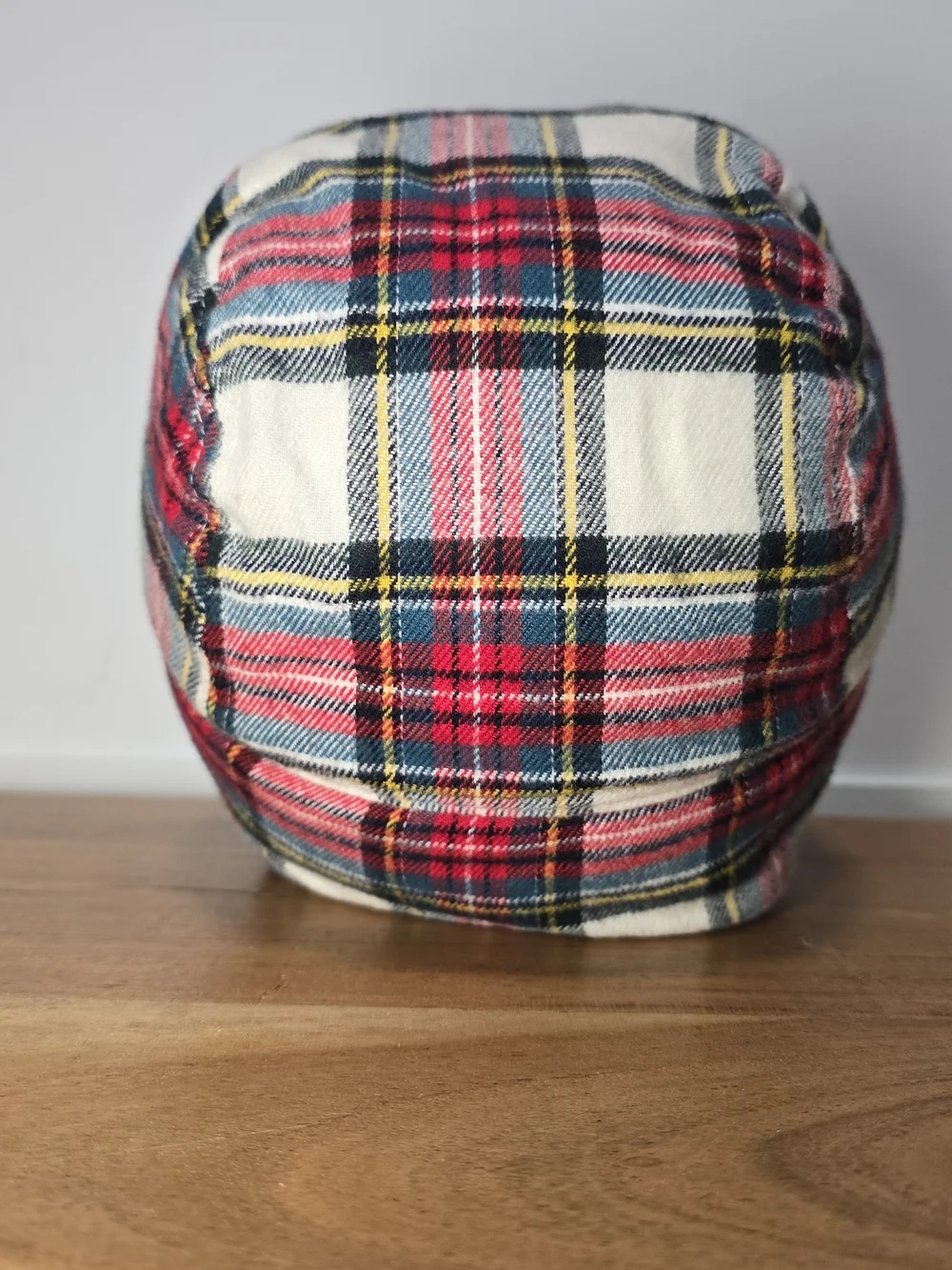 GapKids Plaid Winter Trapper/ Aviator Style Hat - Red & White